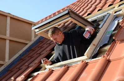 Pose de fenêtres de toit Velux à Thun-Saint-Martin